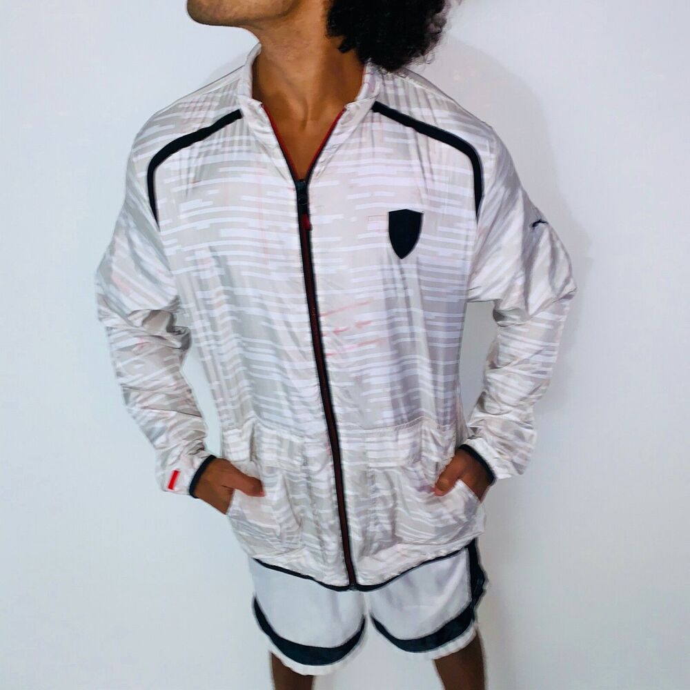 PUMA Ferrari Vintage Super Windbreaker Jacket White Red Nylon Glanz L